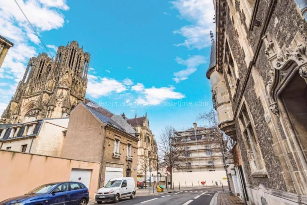Photo de Fire, Appartement vue Cathédrale
