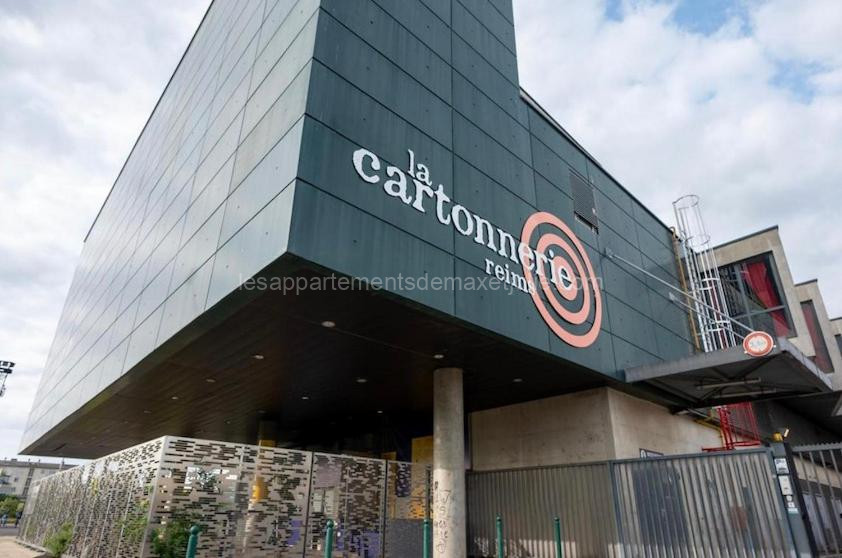 Photo de Proche Cartonnerie et centre,parking privé