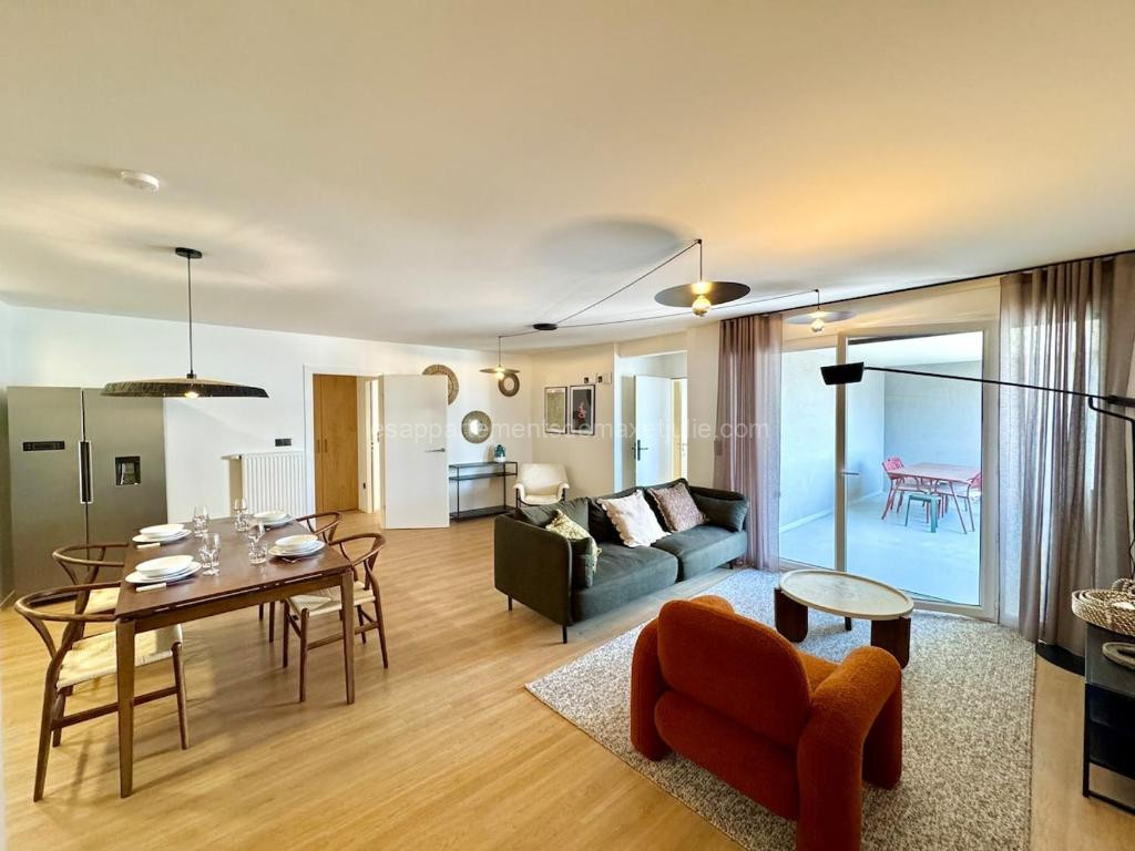 Photo de We Live Inn Sharies Reims A401