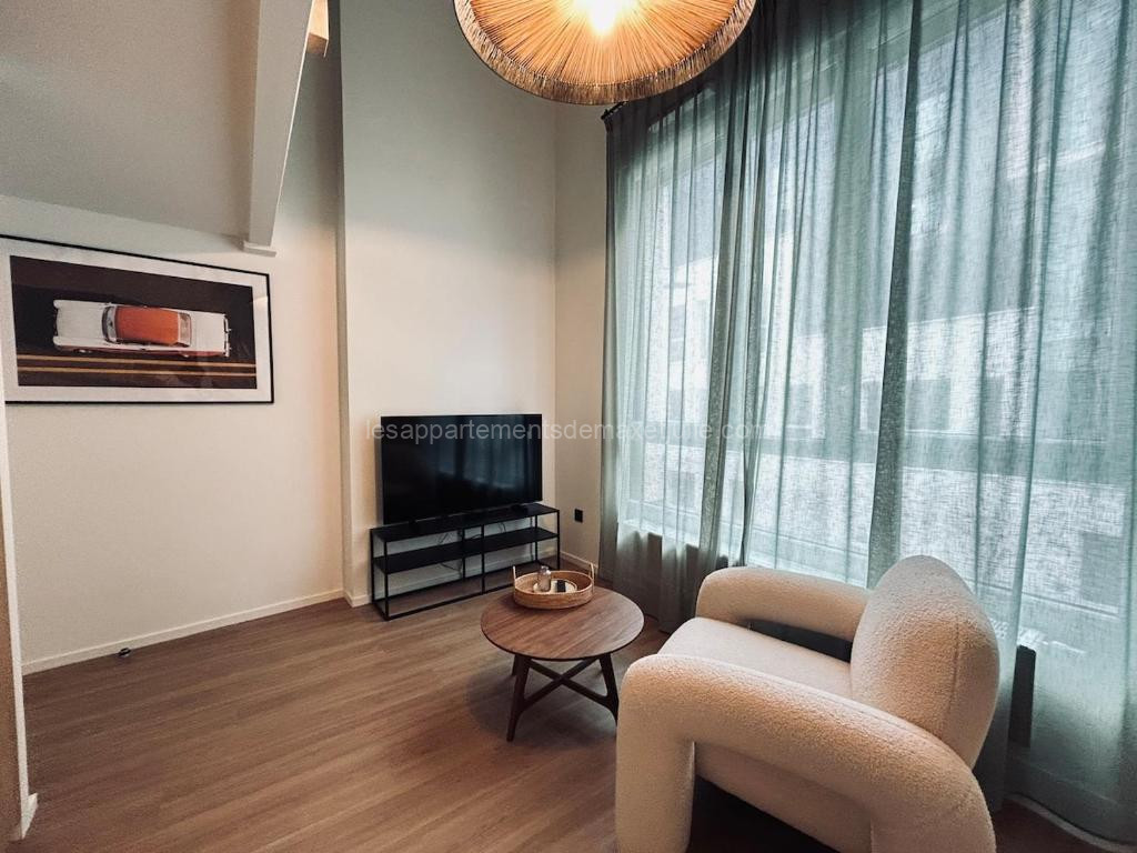 Photo de 105 Studio avec mezzanine à 2 pas de la gare