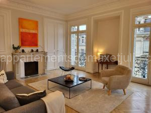 Center of Reims - Large refurbished historic flat à Reims
