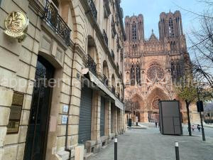 Rocky #cathedraledereims à Reims