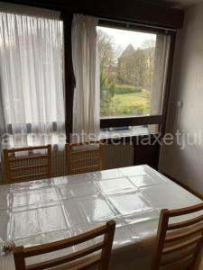 Reims centre-ville -au1er étage avec 2 chambres - 6 personnes à Reims