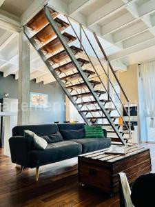 Loft en duplex 4 voyageurs Proche cathédrale à Reims
