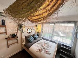 Magic suite avec Balnéo, Sauna et terrasse à Reims