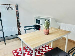 Chavalliaud 10 studio cosy à 2 pas du centre à Reims