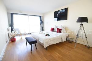 Appartement spacieux vue Cathédrale à Reims