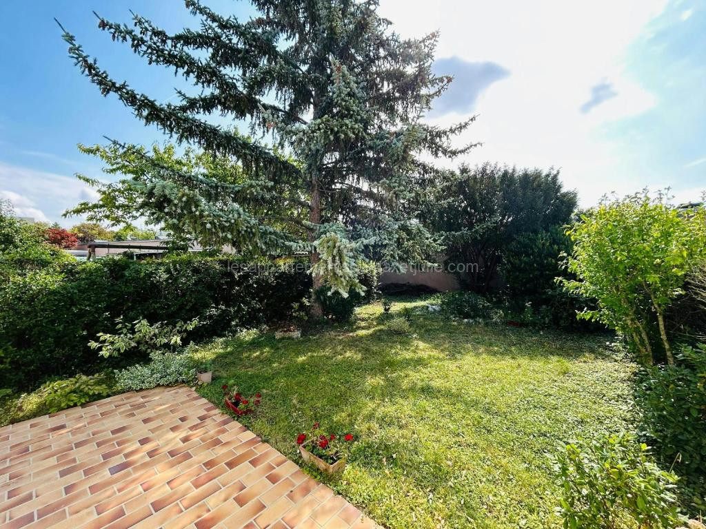 Photo de La Maison aux Oiseaux Calme
